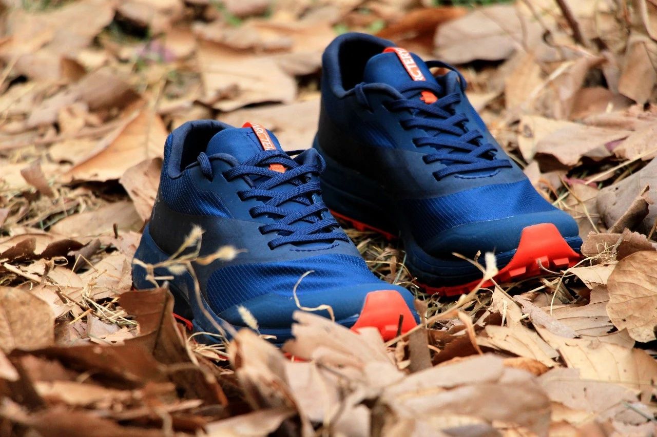 透气耐磨，带你纵横山巅：始祖鸟越野鞋评测