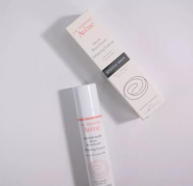 「评测」这7支美白精华,满足了敏感肌的我对提亮淡斑的所有幻想