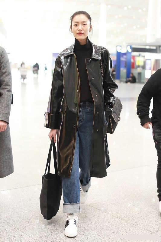 今年最火高个子牛仔裤冬季,今年冬季流行牛仔裤百搭颜色