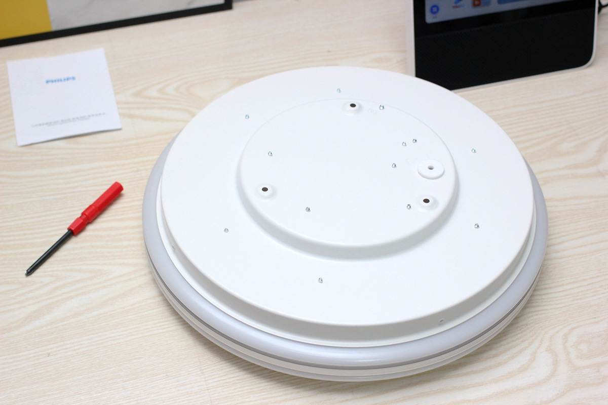 飞利浦智睿吸顶灯效果,飞利浦智睿吸顶灯支持凌动开关吗