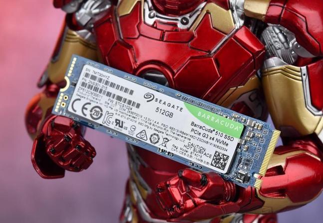 固态硬盘性能排行榜最新版本,固态硬盘详细性能排行前十