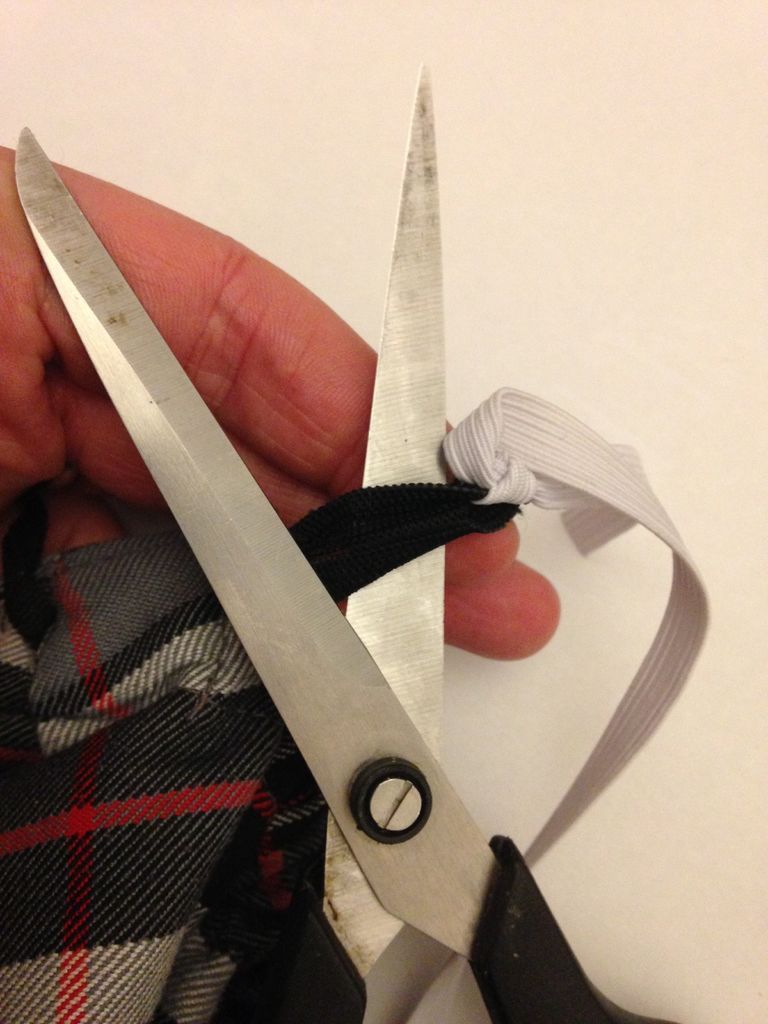 隔壁家的姐姐的找小裁，说她裙子松了，小裁用这个小技巧轻松改好