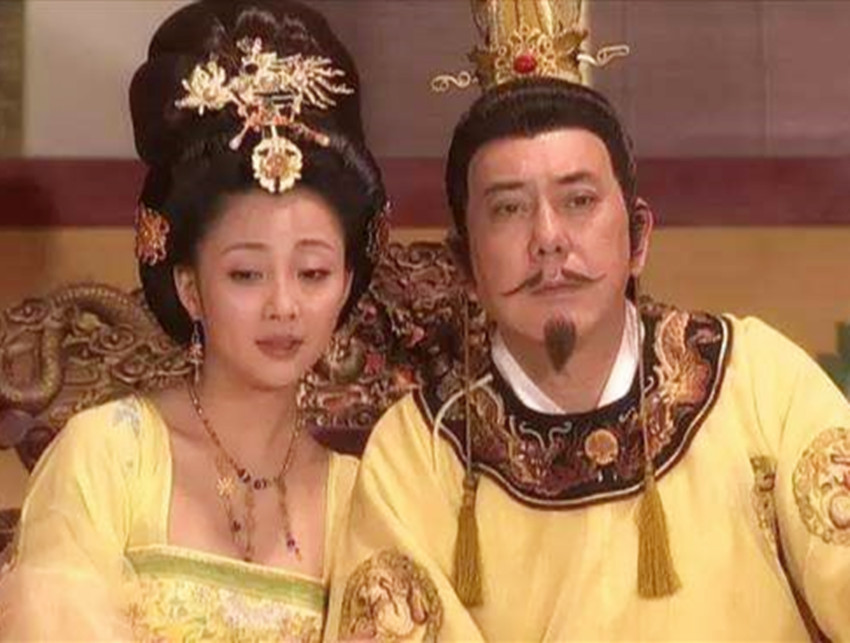 杨贵妃和李白在历史上是什么关系,杨贵妃与李白真实历史