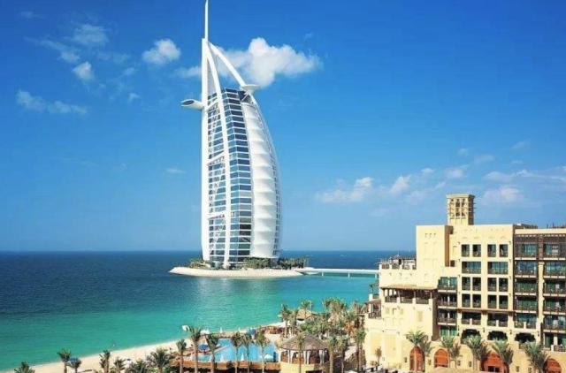 迪拜真的是土豪国家吗,中国土豪在迪拜哪里