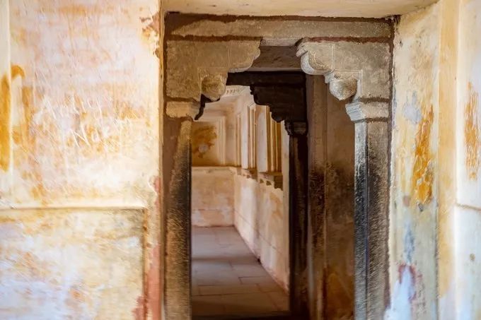 印度这座老城，房子都是粉色，去亚洲最豪华电影院只要几十元