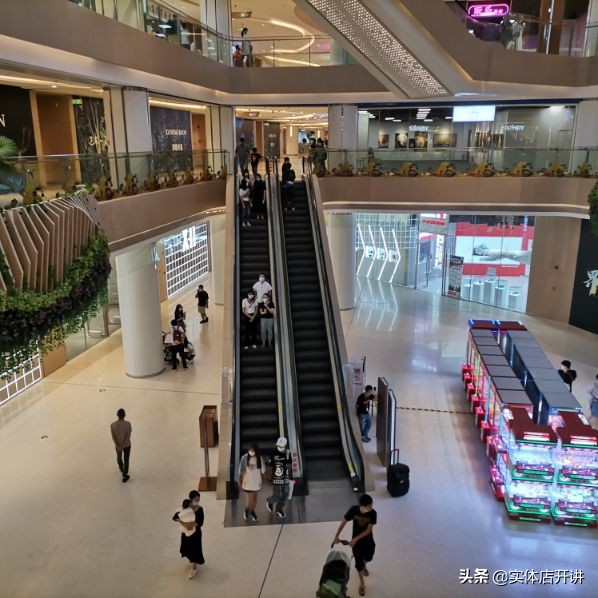 仅次于正佳广场，广州又一超大购物中心开业，有一点决定它的发展