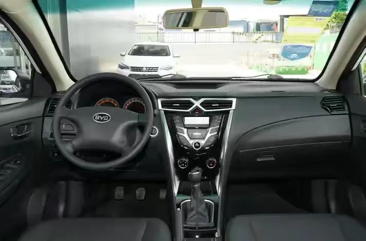 新第三代比亚迪f3报价及图片,新款比亚迪f3豪华版实车