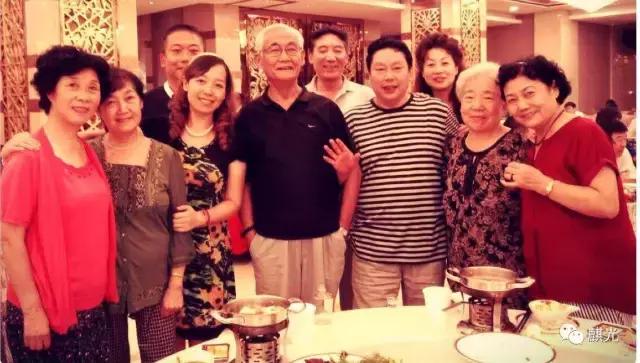 一个家族的百年史解析,家族往事的故事