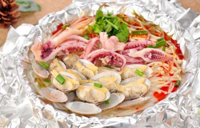 花甲粉吃的很美味,鲜辣爽口花甲粉