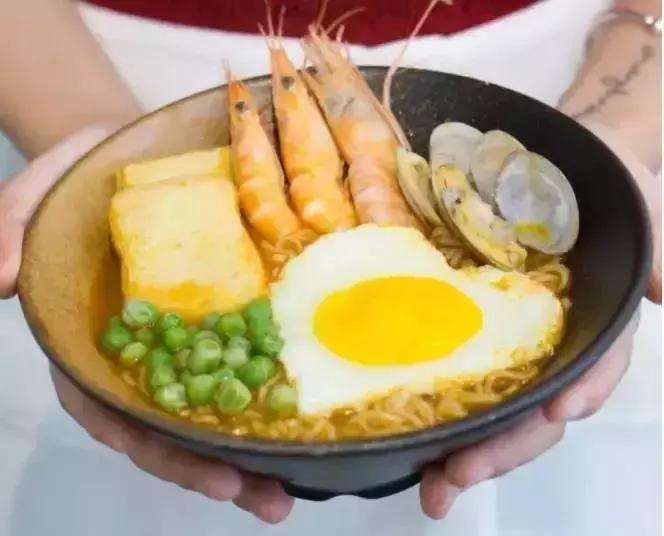 青海人吃泡面,青海人吃拉面视频