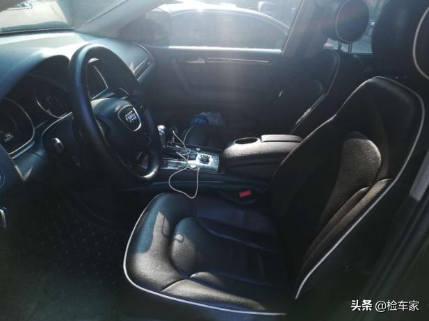 20款奥迪q7微小瑕疵二手价格,17款奥迪q7顶配3.0二手价格