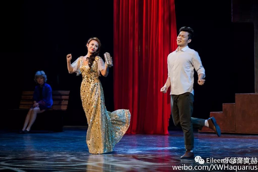 曾被劝整容，坚守姐弟恋，36亿喜剧女王马丽逆流而上自有精彩