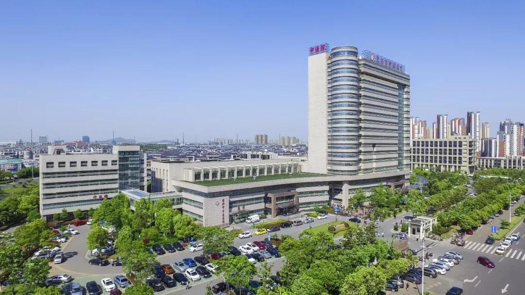 2cm粗的钢筋戳入会阴，男子危在旦夕！医生：利器刺入身体，不能盲目拔出