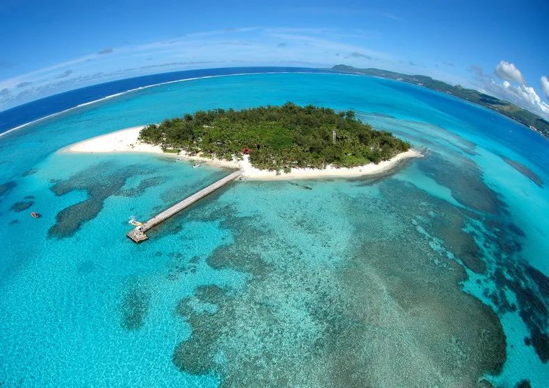 全球最适合蜜月旅行十大海岛,十大海岛度假胜地