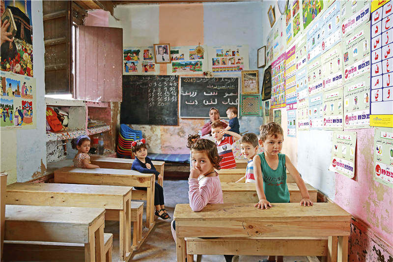 在摩洛哥隐藏于市井的拉巴特花园里，在当地人的回忆和渴望中，我看到了一个真正的摩洛哥