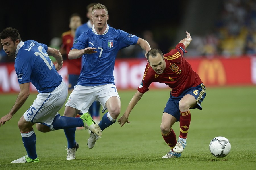 国际足联世预赛处罚最新出炉,国际足联最新竞赛规则