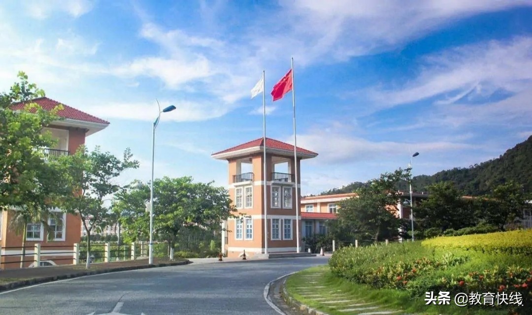 这3所大学比清华北大还难考,公办二本高收费独立学院有哪些