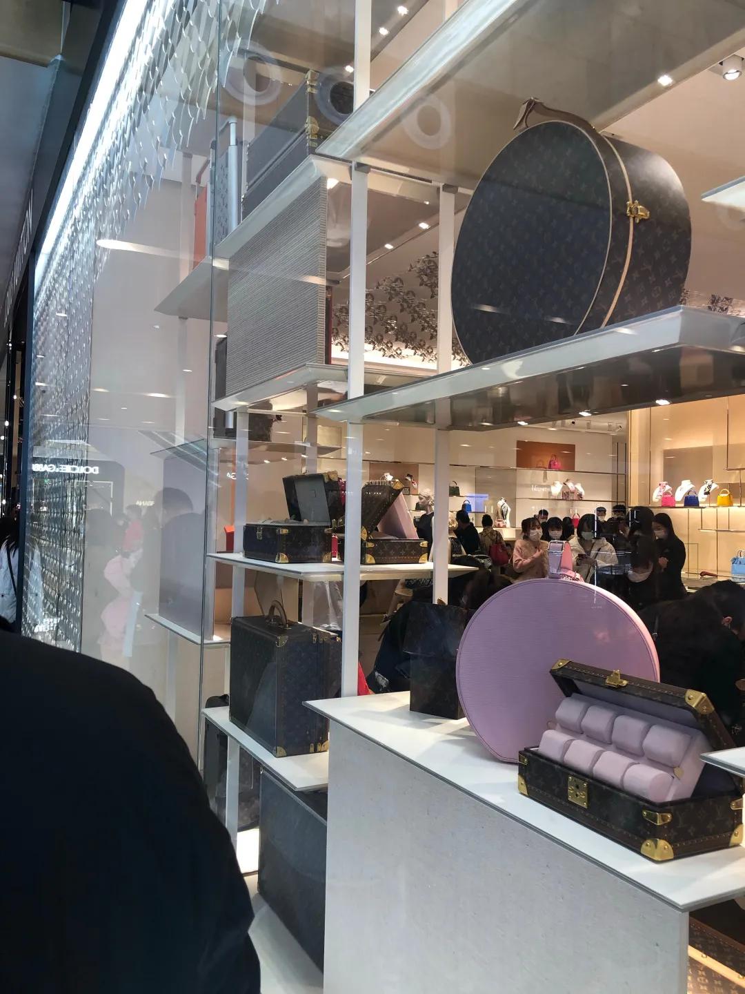 一年涨四次！最高涨55.7%！LV真有你的