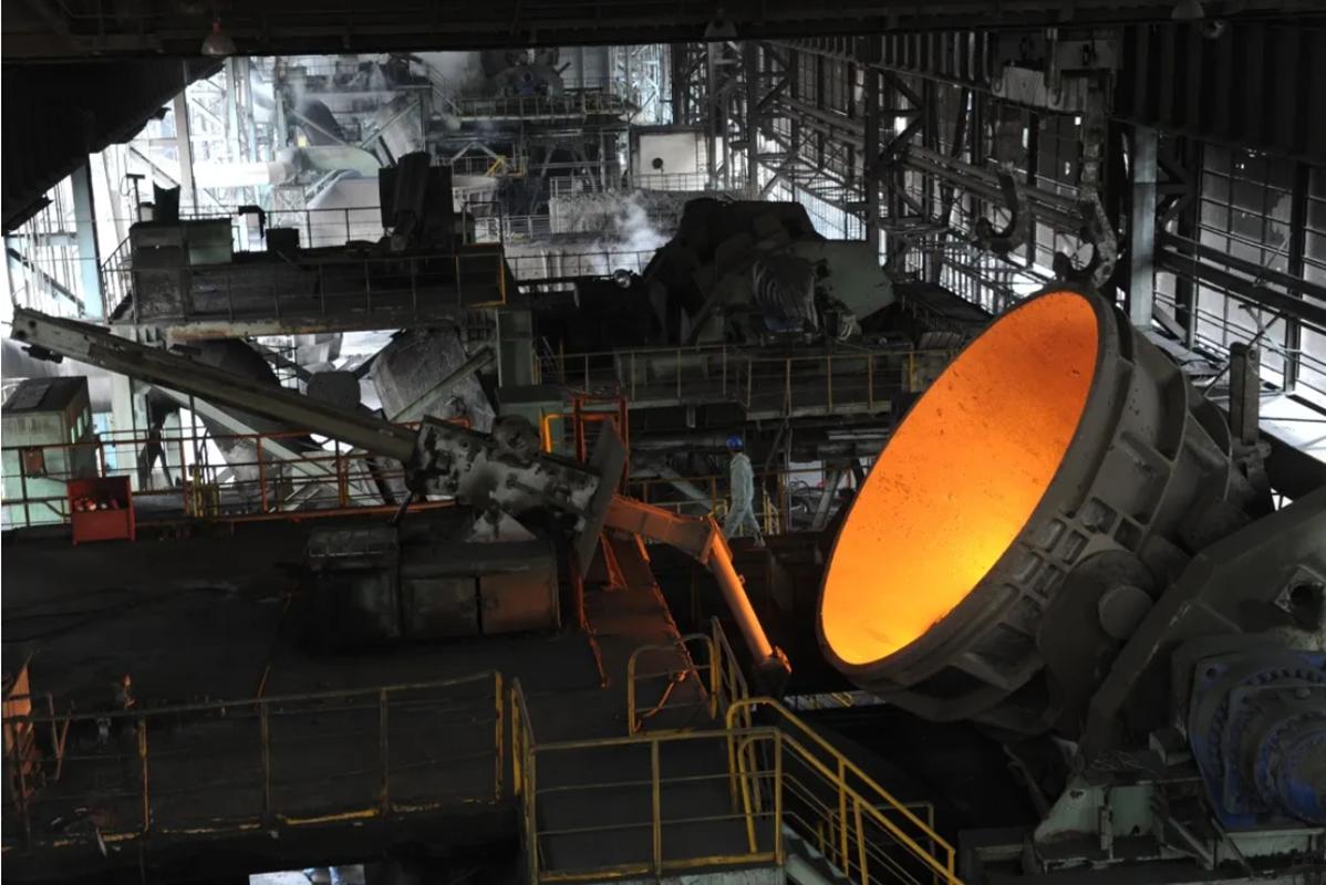 如果人掉进钢水里会不会痛,如果你掉进水里了会怎么样