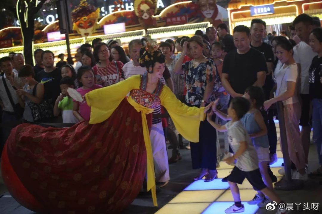 80后95后不倒翁小姐姐现状,90后不倒翁小姐姐抖音