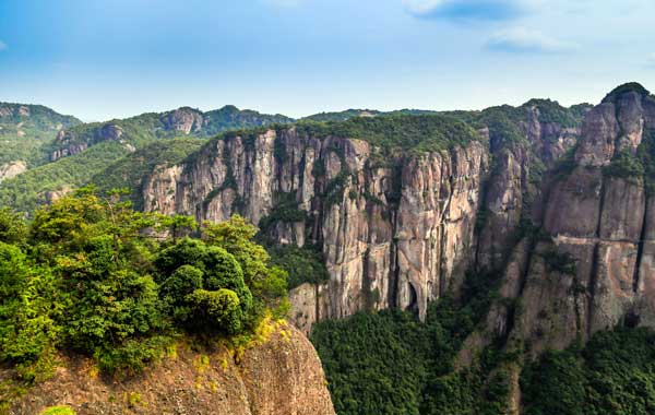 沸腾的群山,沸腾的群山评论