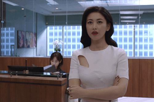 栗娜裙子搭配鞋子,精英律师栗娜50条裙子图片