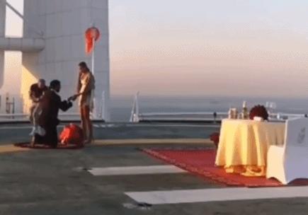 佩莱求婚视频,瓦尔加和佩莱求婚