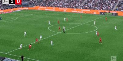 德甲拜仁2-1逆转门兴,德甲大结局拜仁九连冠莱万破纪录