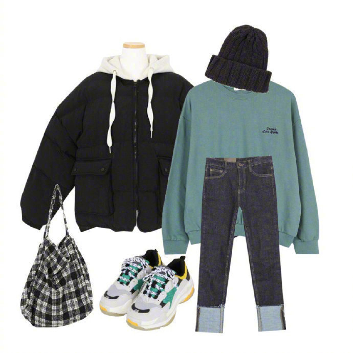 黑色时尚小棉服,黑色短款小棉服不臃肿