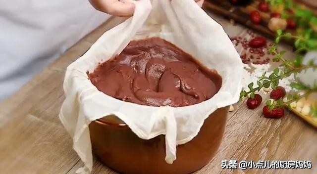 年夜饭上一定要蒸年年有余八宝饭,年夜饭之红糖糯米八宝饭