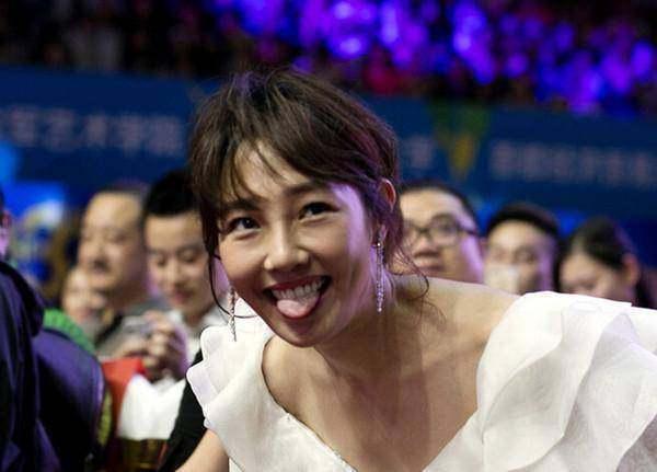 白百何被称为女版陈冠希,白百何为什么被网友称女版