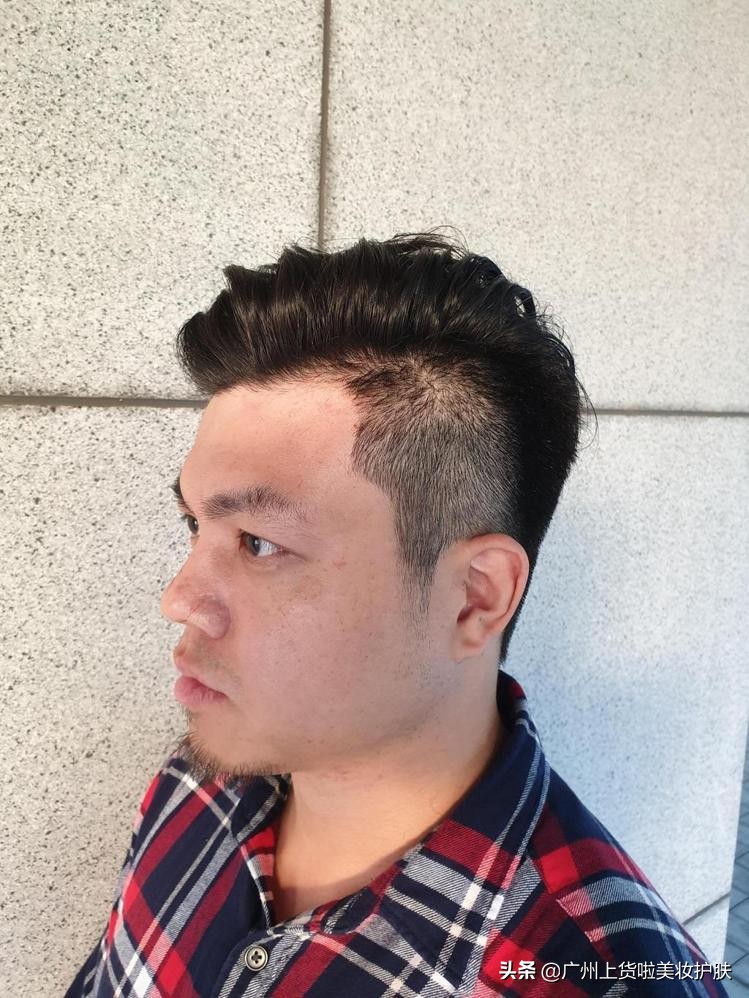 三款热搜的男生清爽露额头发型!让女孩对你刮目相看
