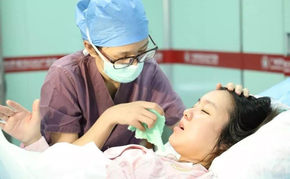 剖腹产和正常产有什么区别,剖腹产和自然生产有何区别