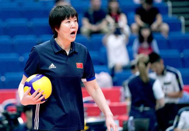 中国女排新主帅人选存争议！2大奥运冠军被提及，并非理想接班人