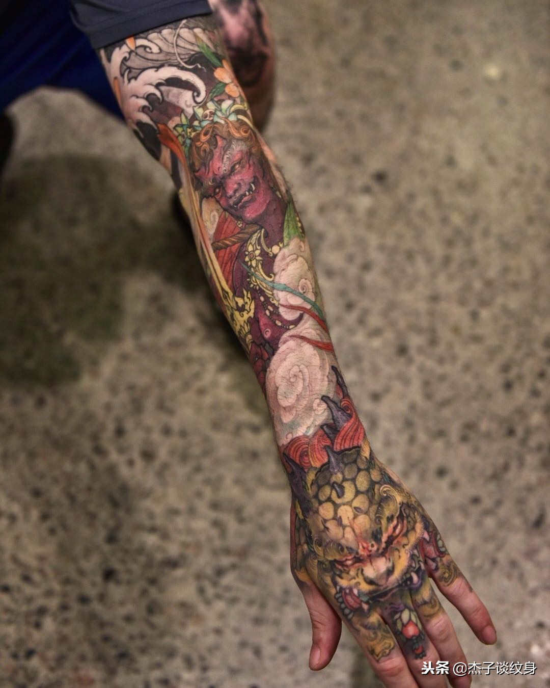 纹身很疼为什么还会有人去纹,纹身一定要考虑清楚要不要纹