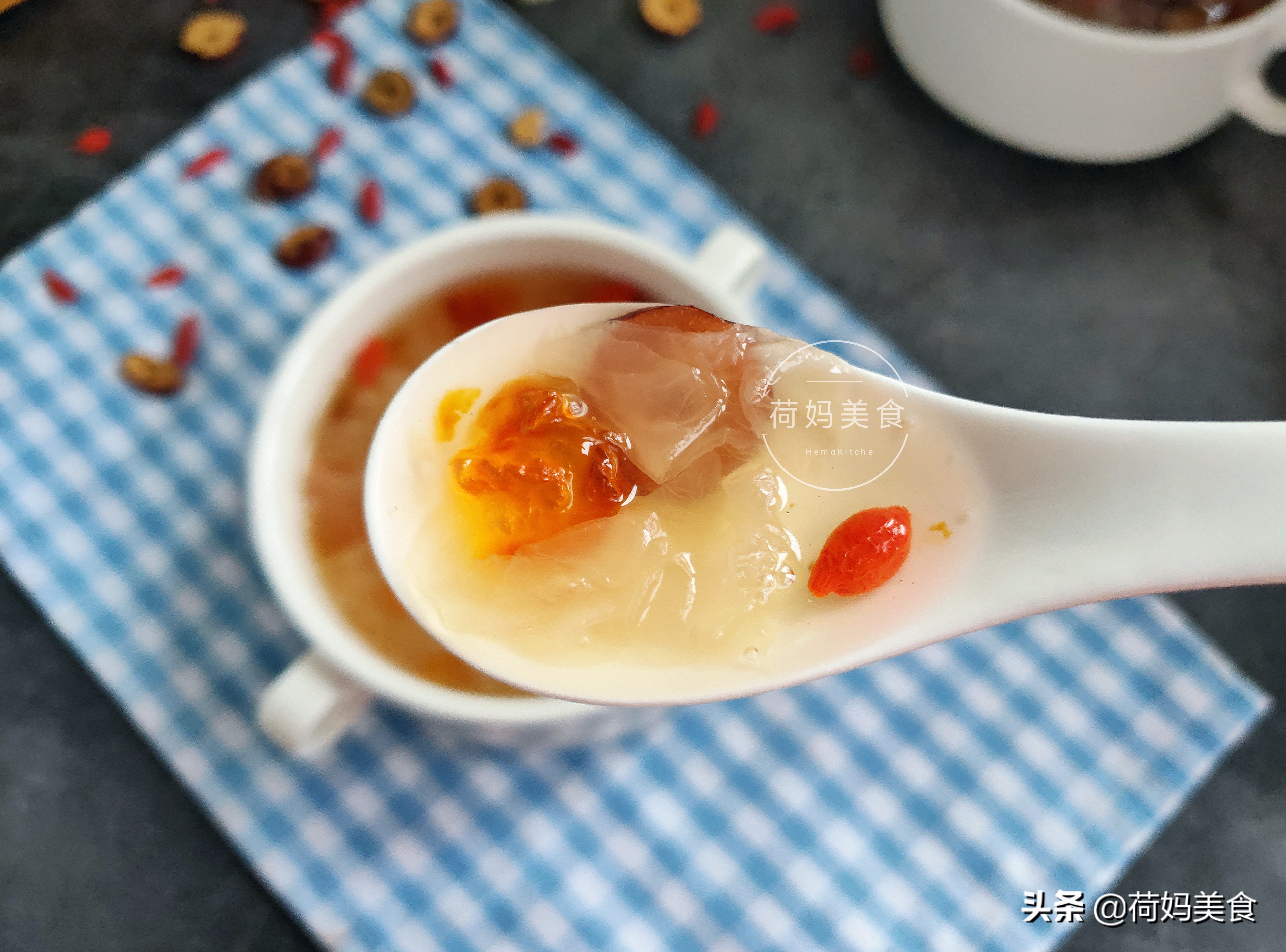 冬天必喝10款滋润甜汤,秋季必备的一款甜汤