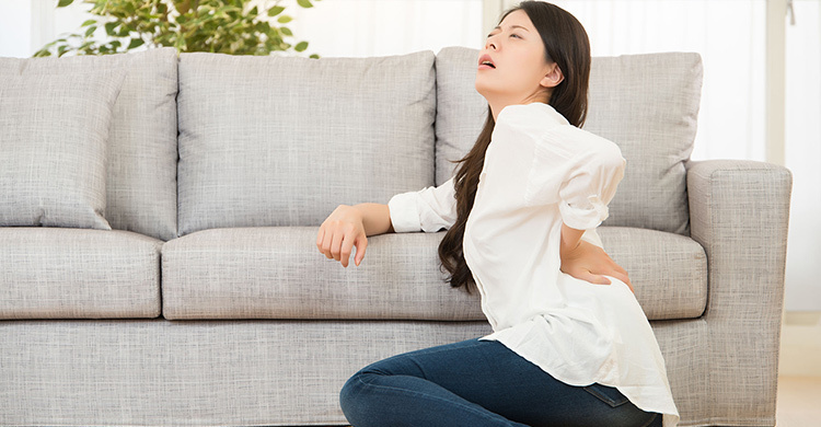 肩颈酸痛点哪些穴位缓解最快,肩颈酸痛的治疗偏方