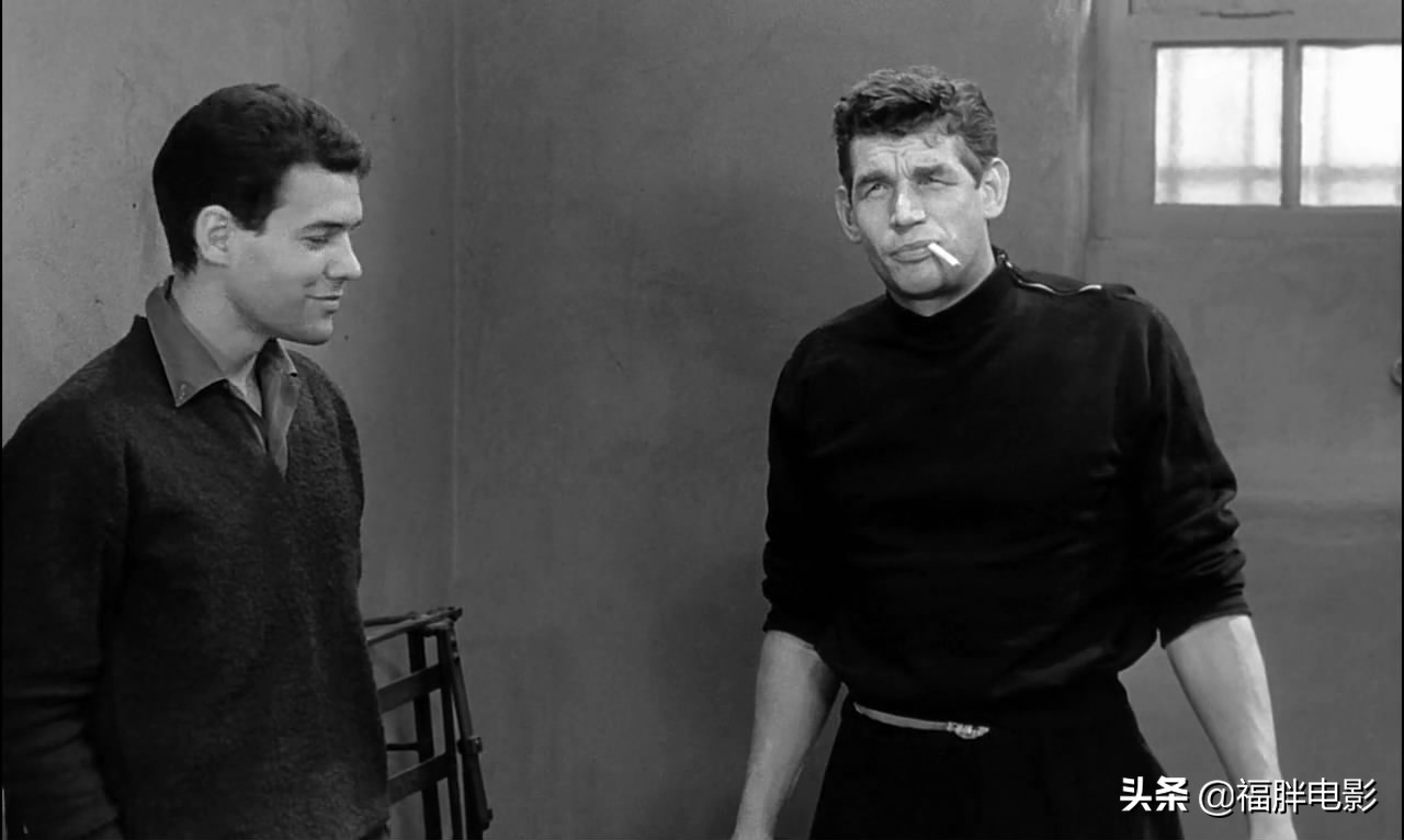 肖申克的救赎挖洞挖了多少年,最伟大的越狱电影肖申克的救赎