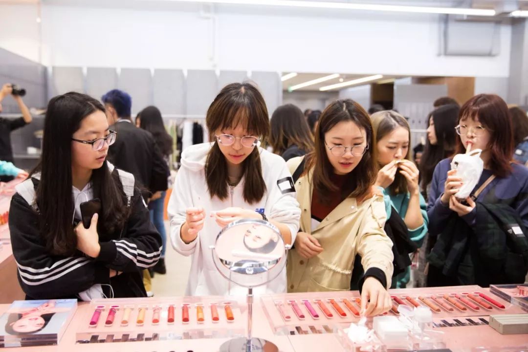 3ce旗舰店直播,3ce官方旗舰店是不是真的