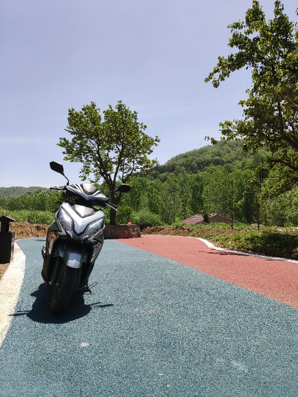 本田裂行和nx125测评对比,本田裂行最近多少钱