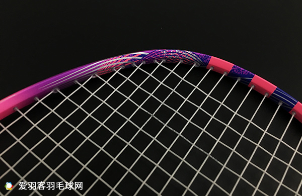 青春靓丽粉色系——阿迪达斯球拍STILISTINW5测评