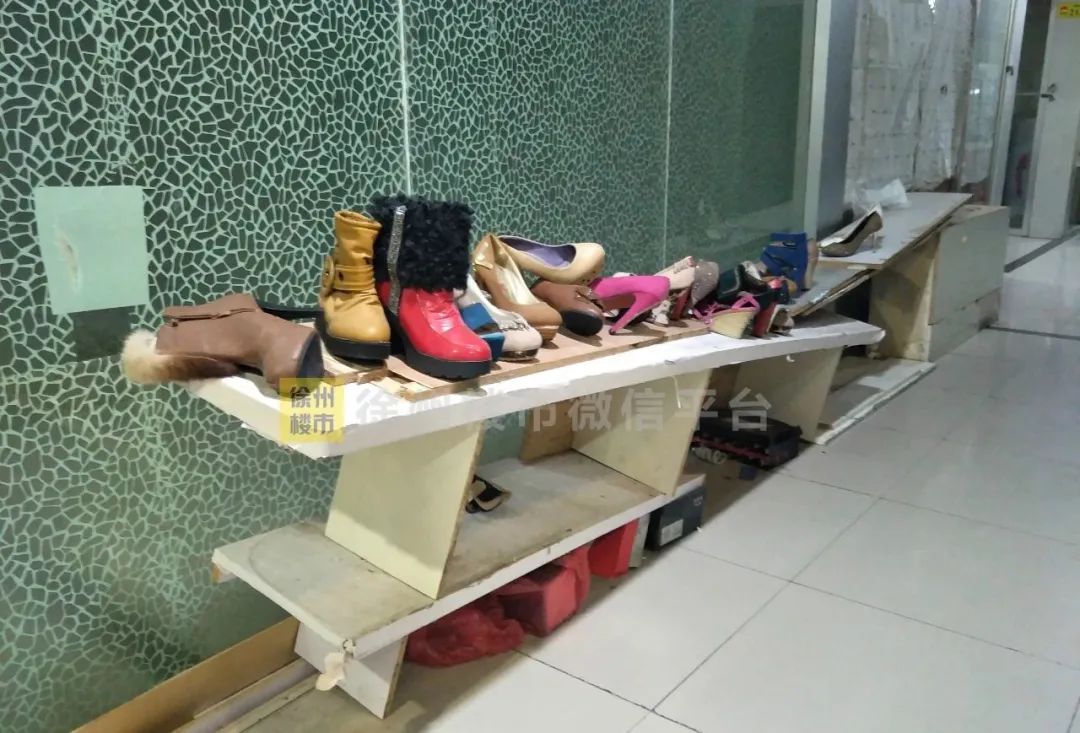 关门转让实体店,徐州商场撤场不让撤怎么办