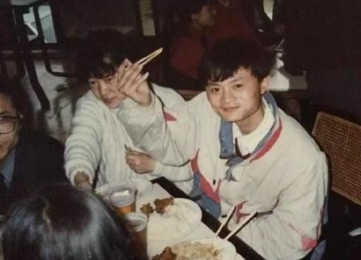 电商店铺一般几件商品最好,电商卖家坦言购物看到这3种店铺