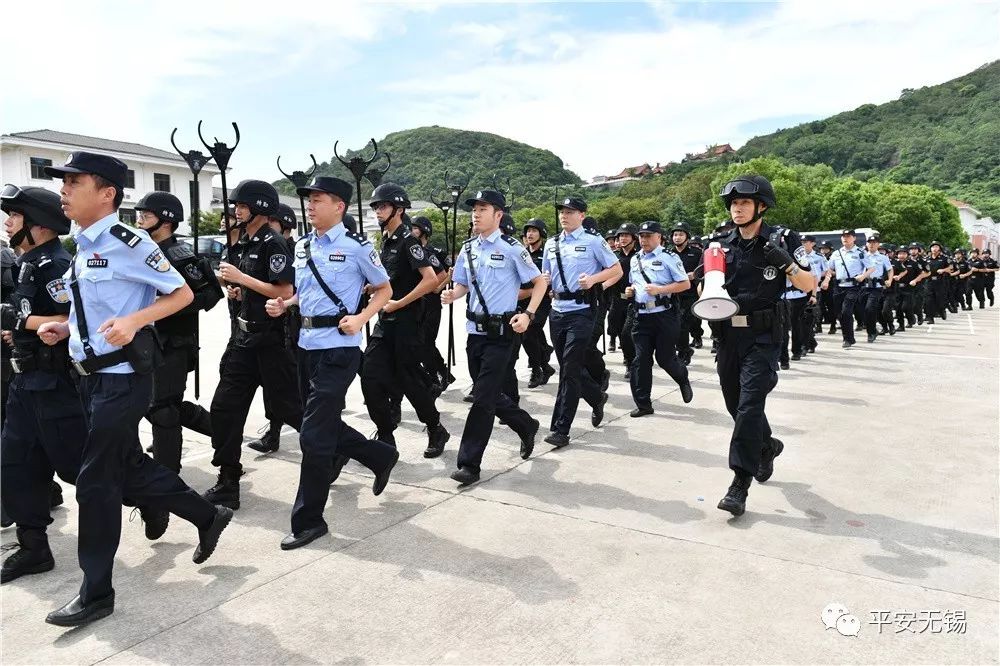 110先进评选｜走近警队中你最“熟悉”的陌生人