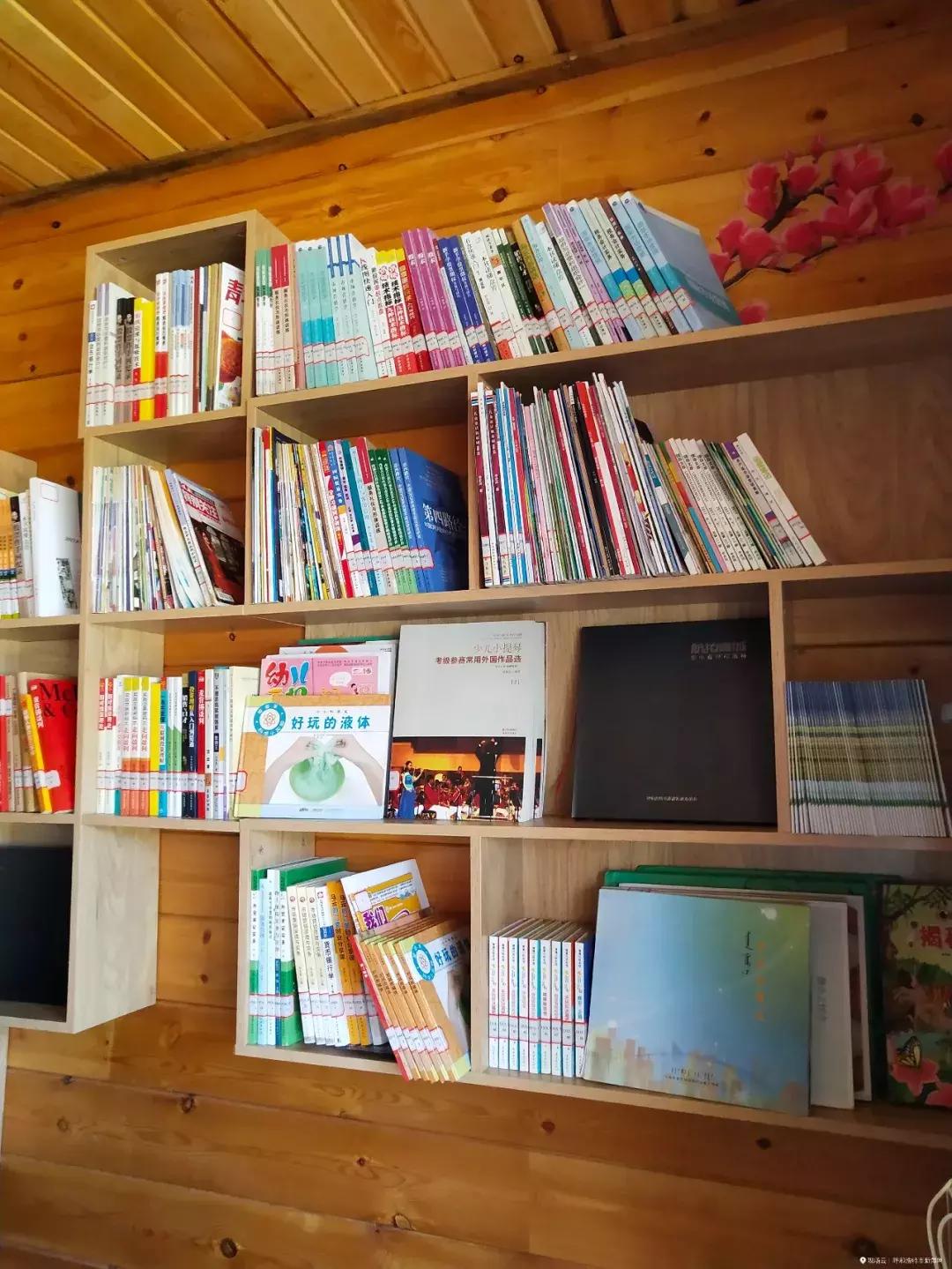 酒吧、超市、展览馆，这么Fashion的青城驿站，你还会认为这只是厕所吗？