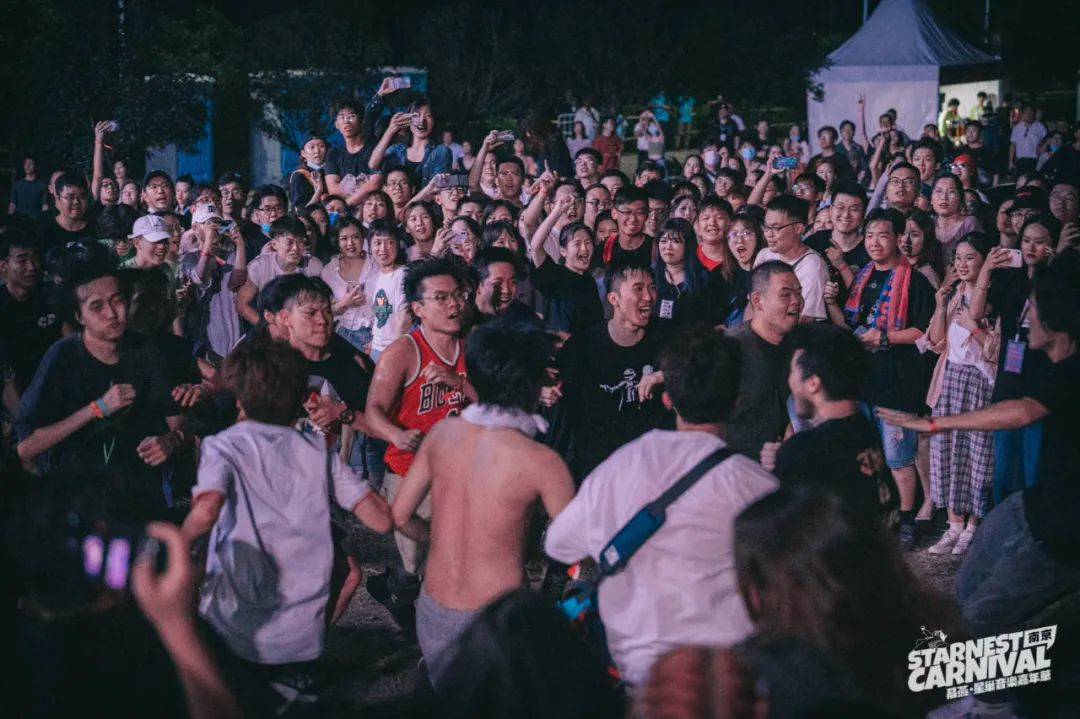 对话左右、超级斩、椅子乐团……“乐夏”里的城市乐队地图