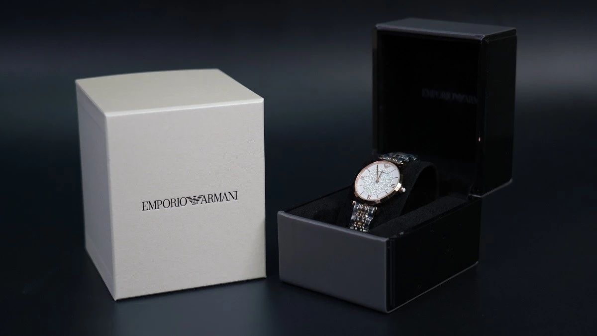 杨祐宁戴的什么表,张钧甯戴的手表