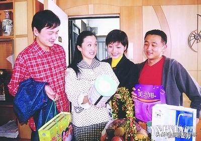 《侯海洋基层风云》中战斗的友谊:赵海和李酸酸串连