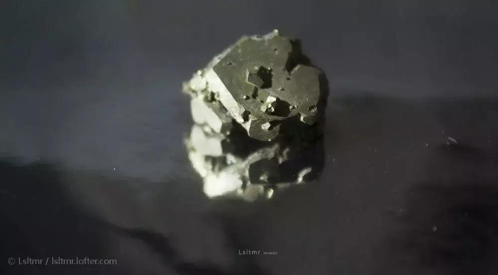 太强了！她笔下的「神秘画风」真是惊艳！