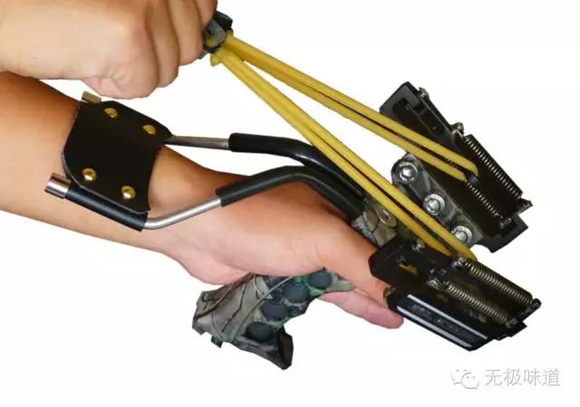 弹弓和皮筋要垂直吗,弹弓和枪有区别吗